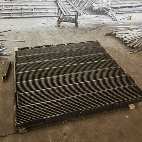 表面處理暗藏玄機(jī)！不同工藝對鋼格柵壽命的影響