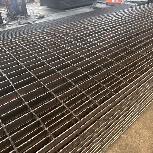 不起眼卻離不開，鋼格板的幕后價值