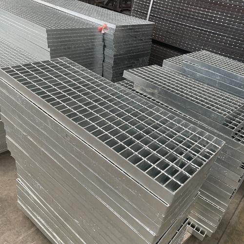 鋼格板在工業(yè)平臺中的應用優(yōu)勢