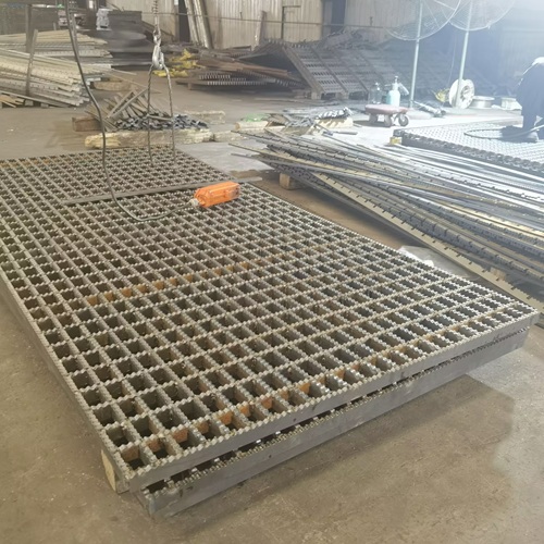 鋼格板在數(shù)據(jù)中心地板中的關(guān)鍵作用