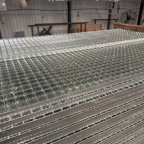 鋼格柵板生銹怎么辦？教你幾招輕松應(yīng)對