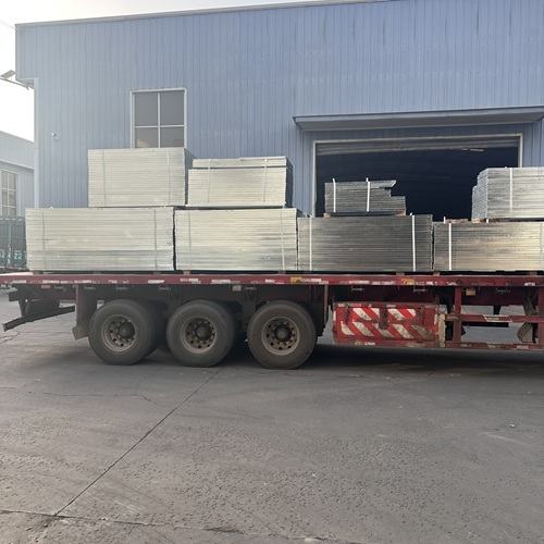 鋼格柵板憑什么被稱為工程界的香餑餑